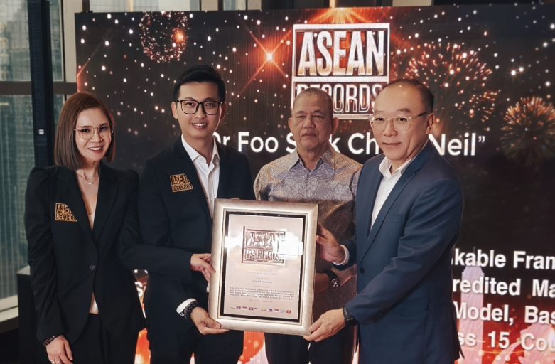 Dr. Foo Seck Chyn “Neil” Recognized by ASEAN Records for Pioneering the Bankable Framework for Smart Eco-Industrial Parks