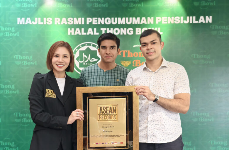 Thong Bowl Achieves ASEAN Records for Most Super Bowl-Sized Thai Beef Noodle Bowls Sold in One Year