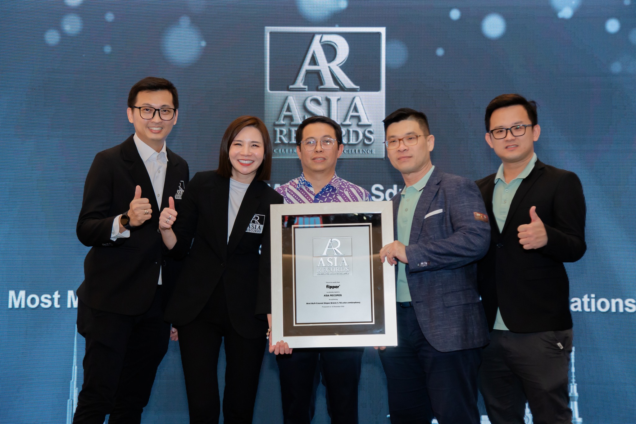 Fipper Recognised by ASIA Records For Becoming The Most Multi-Colored Slipper Brand