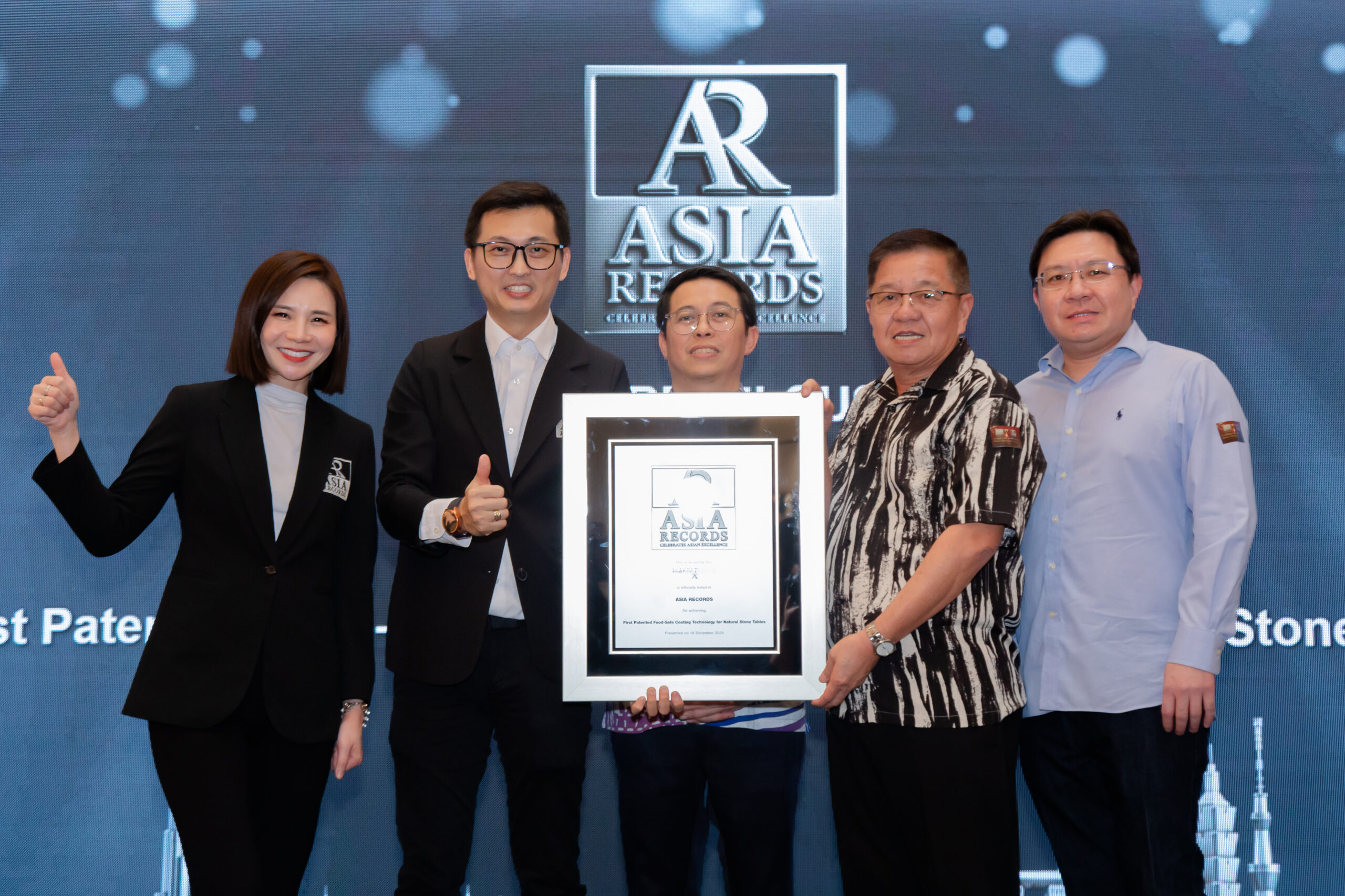 Marblelous 荣获 ASIA Records 认可 开创天然石材餐桌食品级安全涂层专利技术新里程碑