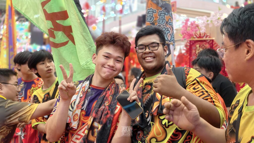 ASEAN Records Lion Dance 39 - Official ASIA Records Official ASIA Records: Largest LED Lion Dance Ceremony